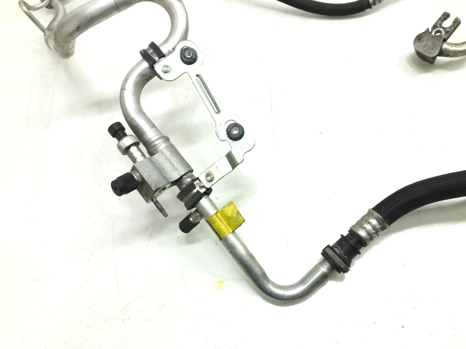 2014-2020 MASERATI GHIBLI S Q4 3.0L A/C LINE TUBE PIPE 2PC OEM.