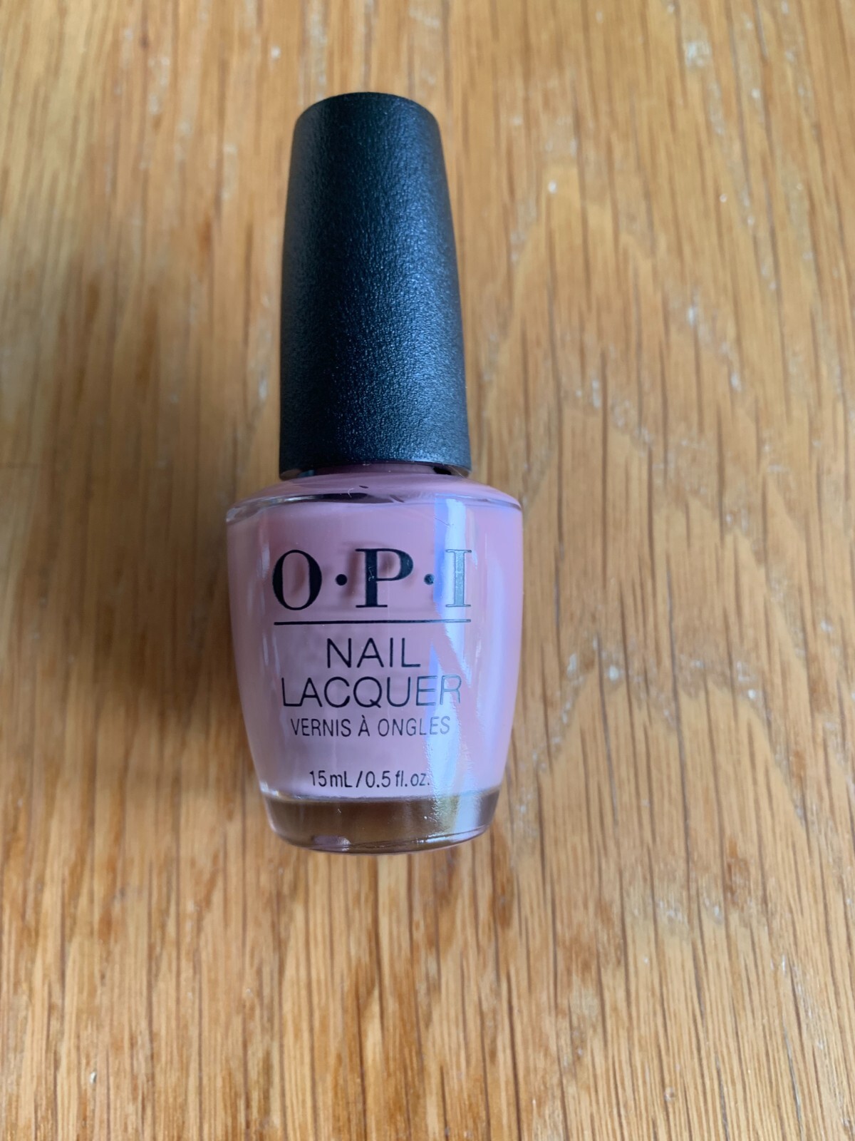 Brand New & Genuine OPI Nail-Lacquer-Polish-15ml - Tickle My France-Y (F16)