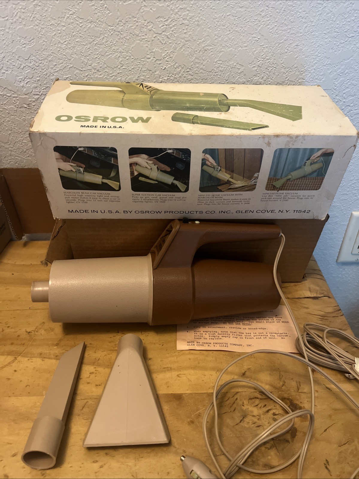 Vintage OSROW SUPER SUCTION CAR VACUUM in ORIGINAL BOX Brown