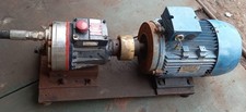 HYDRA CELL D10XKSTSNECB Pump 6 KW 60 HZ MOTOR