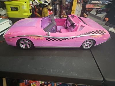 L.O.L Dolls Convertible Pink Car