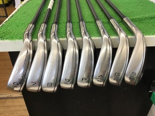 Callaway Rogue ST Max Eisensatz 6-9,Pw,Aw,Gw,Sw 8tlg Flex R Ventus 5 für Callaway
