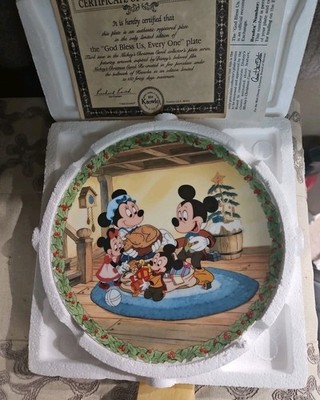 GOD BLESS US, EVERY ONE Plate Mickey's Christmas Carol #3 Walt Disney Movie