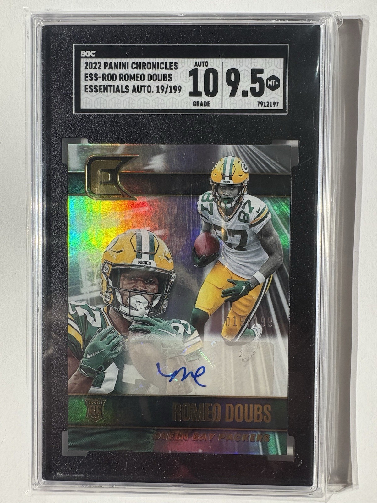 2022 Panini Chronicles - Essentials Autographs Romeo Doubs #ESS-ROD /199 Rookie