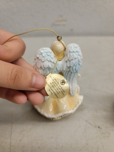 Bradford Edition Thomas Kinkade Winter Angels of Light Collection 15-08298-002 - Picture 8 of 17