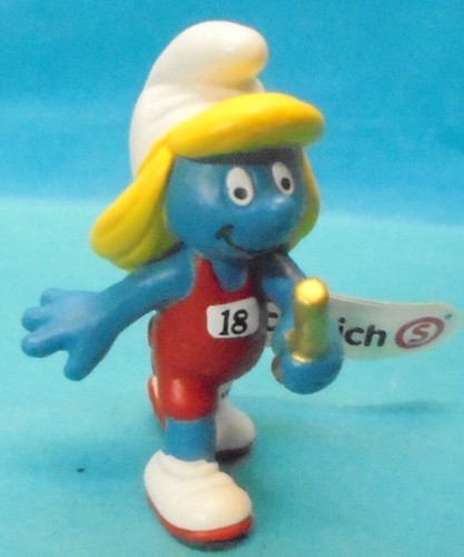 SCHLEICH Staffelläuferin – Sportliche Schlumpfine Im Roten Trikot
