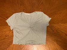 Romwe Crop Top Women's Green Ribbed Short Sleeve Ruffled Bottom Size Medium