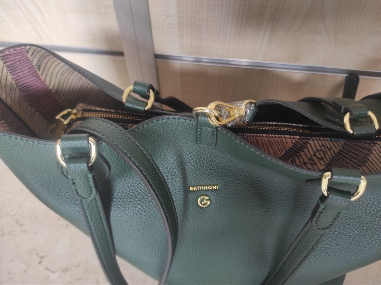 Gattinoni Borsa Reversibile Verde Militare 40x26 cm Pochette 30x20 cm — foto 3