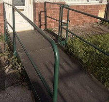 Steel Modular Permanent wheelchair Ramp Anti-Slip Surface .