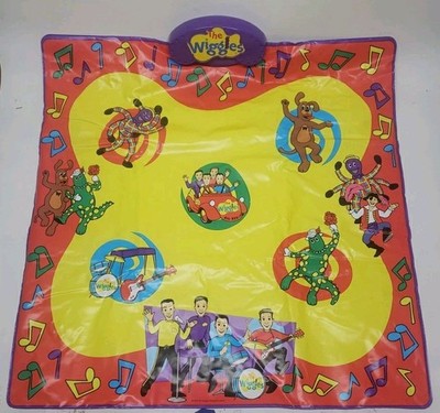 Vtg The Wiggles Wigglin  Jigglin  Dance Mat Musical Original Cast - Works!~Y2K