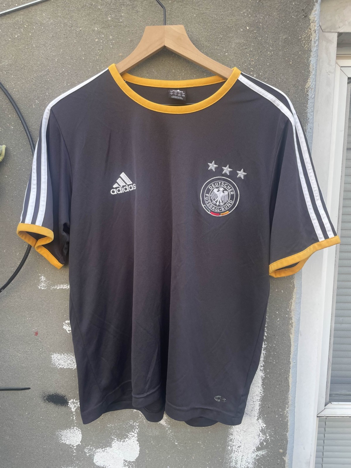 Vintage Adidas T-Shirt Jersey Size L DFB 2004 Training Jersey Germany Football