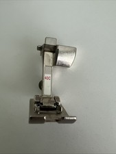 Genuine Bernina Sideways Motion Foot 40C - 9mm - New Style