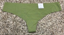 Auden Green Invisible Edge Thong. Size: L 12-14 .