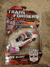 Transformers Generations   Red Alert Deluxe Class New MOSC