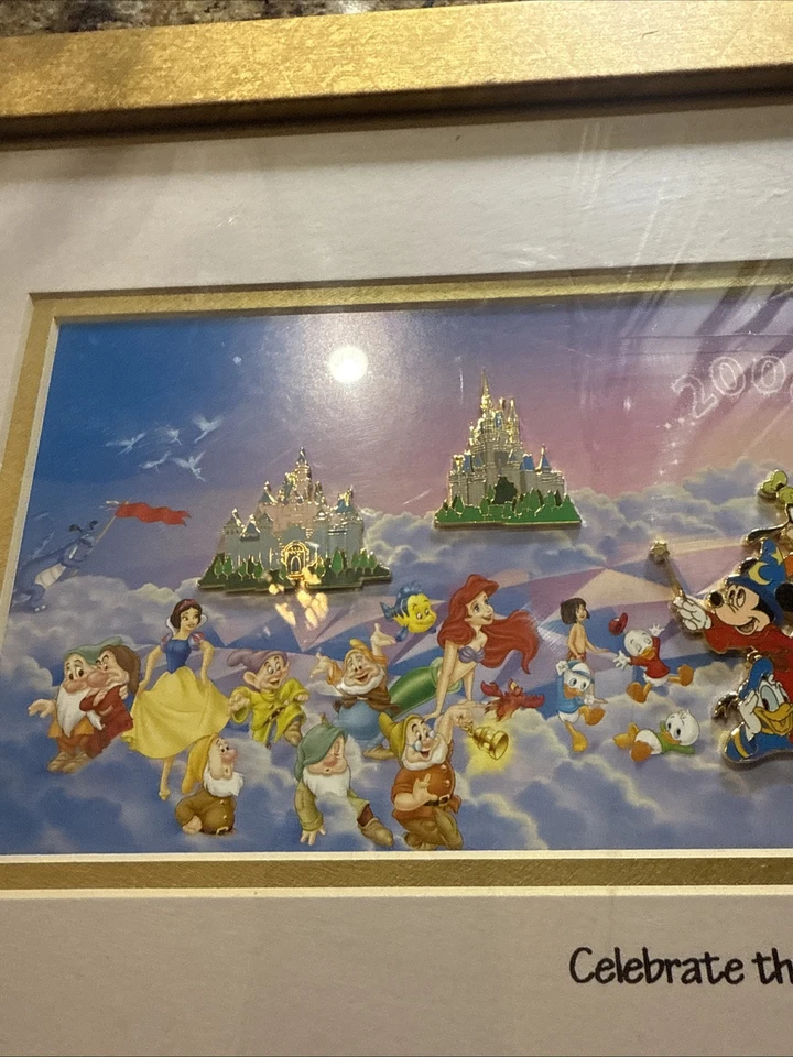 Disney "Celebrate the Future Land to LAND" Juego de prendedores enmarcados Edición Limitada Foto 4 de 4