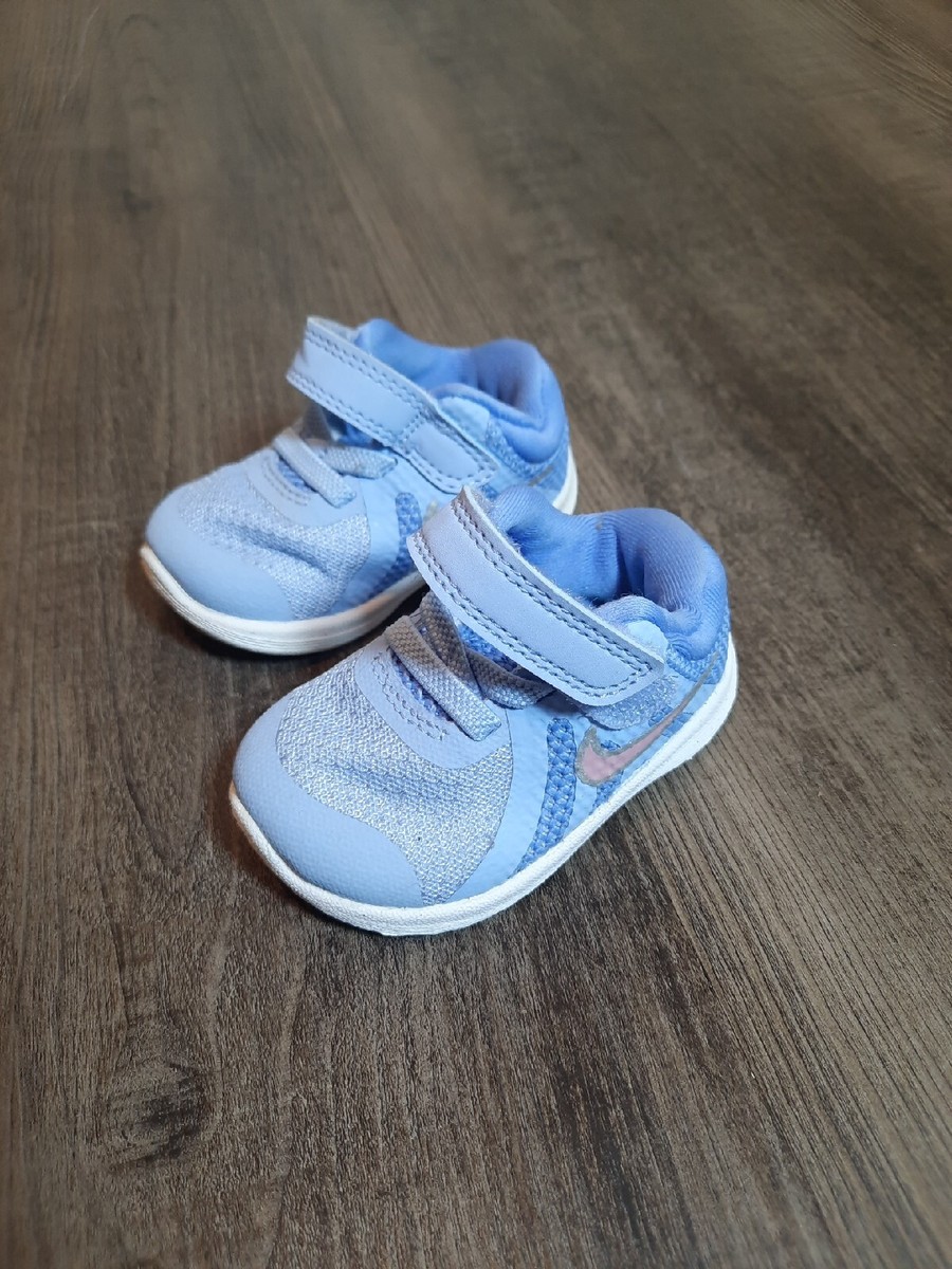 baby girl nike shoes size 4