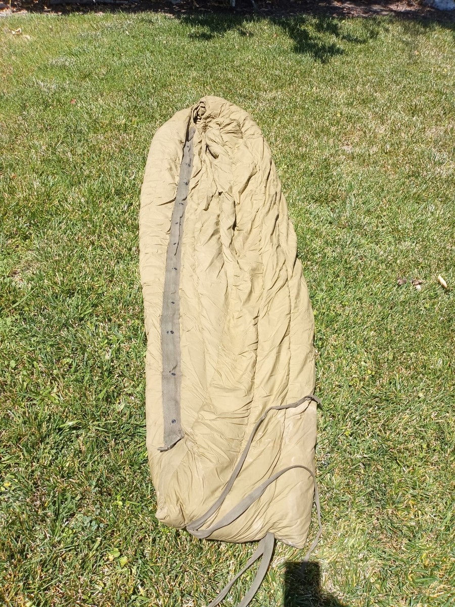 VTG WWII Army Down Filled Mountain Mummy Sleeping Bag M-1949 Type