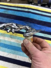 2000-2008 Jaguar S-type Hood Logo Emblem Ornament Oem 01 02 03 04 05 06 07 2000-2008 Jaguar S-type Hood Logo Emblem Ornament Oem 01 02 03 04 05 06 07