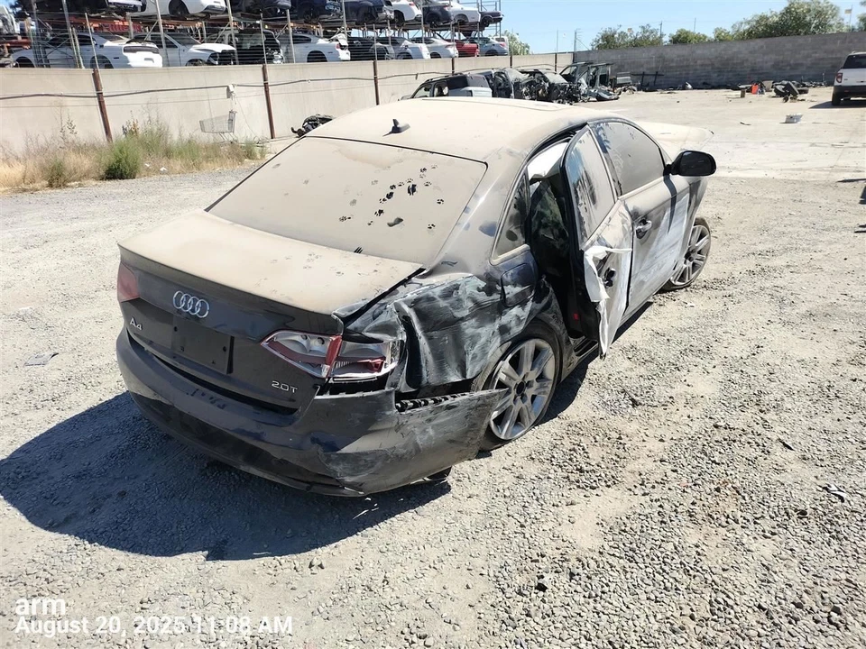 Bote de vapor de combustible A4 AUDI 2009 6646405 Foto 4 de 4