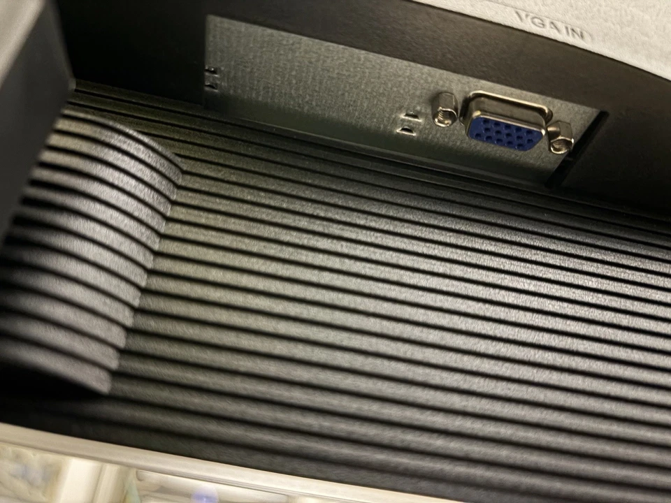 Acer V206HQL Écran LCD PC 19,5" 1600x900 16/9 5ms TN - Photo 4/4