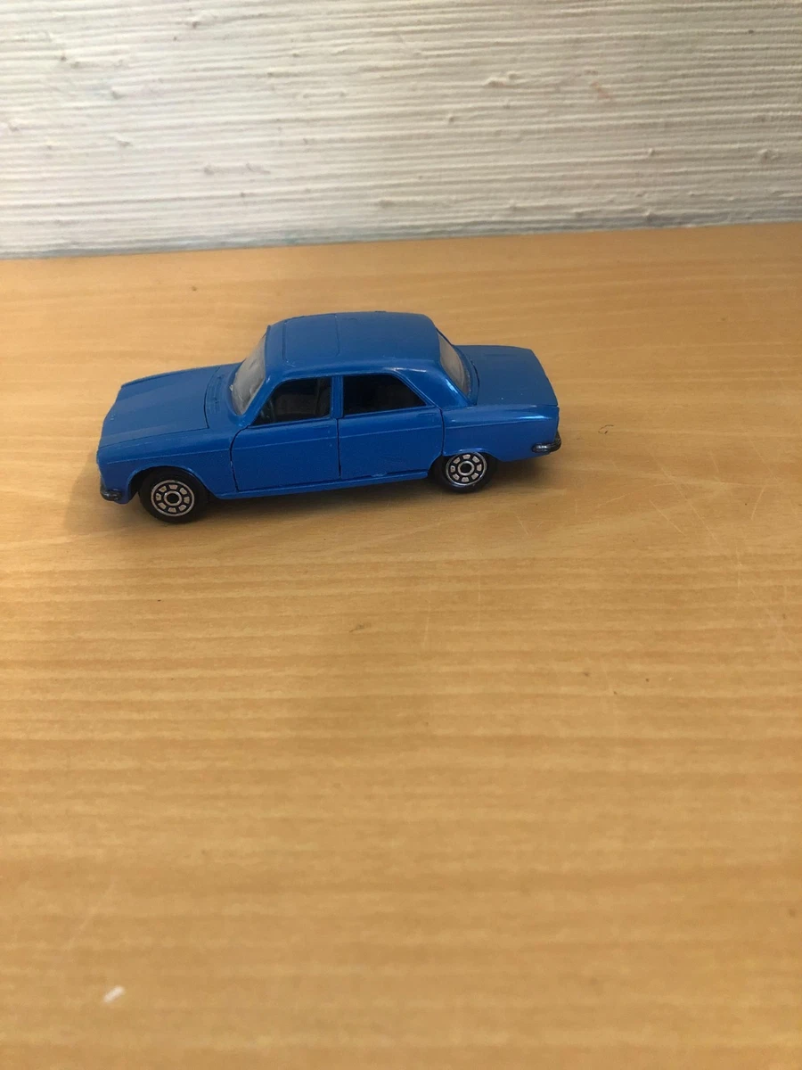 Miniature MINIALUX Renault Ondine Police – 1/43 – Plastique – Occasion France