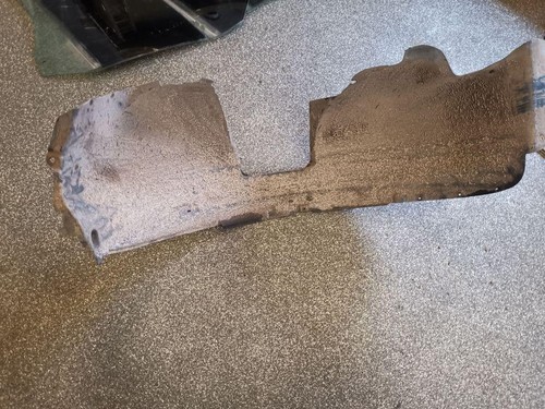 VW TRANSPORTER V T5 Furgon Innenkotflügel vorne links 2.50 Diesel 2006 33977787