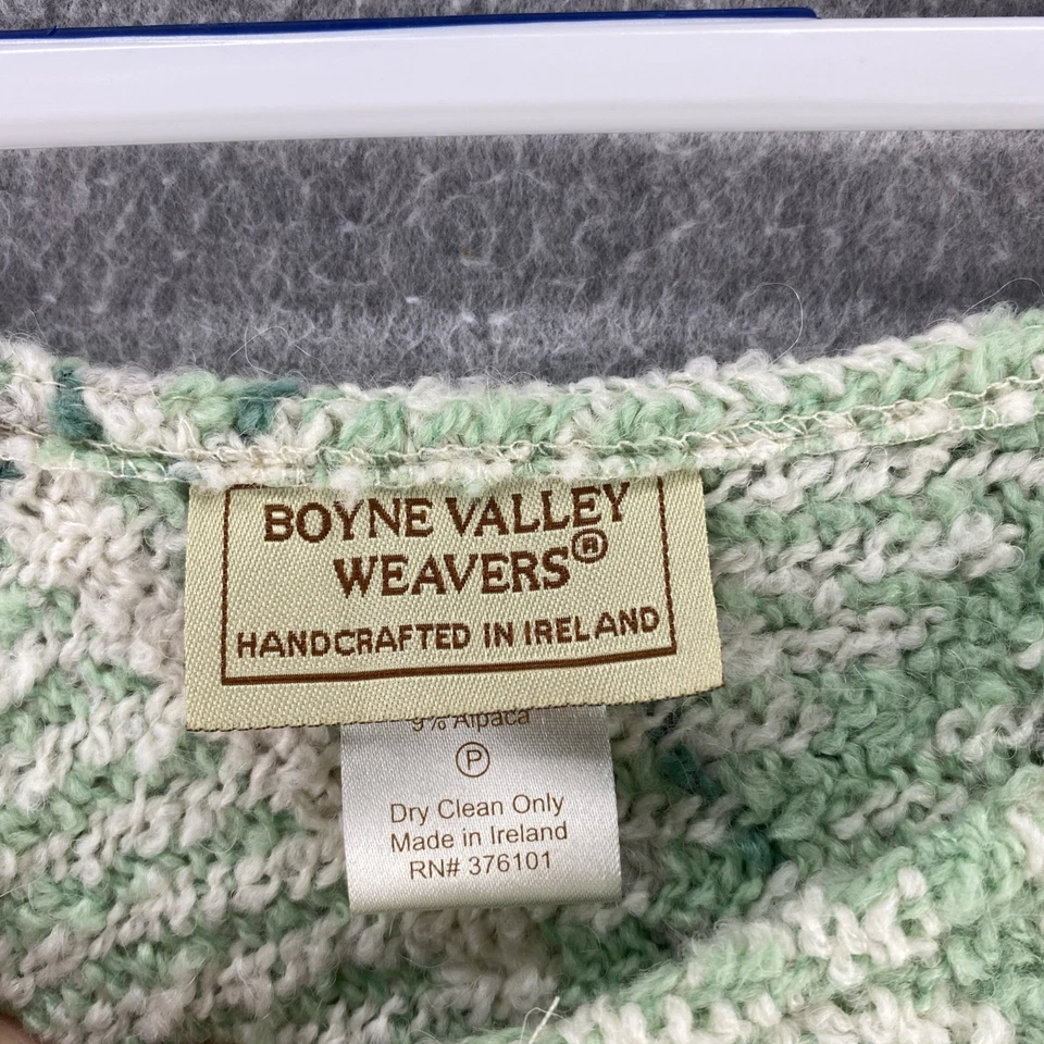 Poncho xadrez Boyne Valley Weavers tamanho único plus verde mistura de lã franjas Irlanda - Imagem 2 de 4
