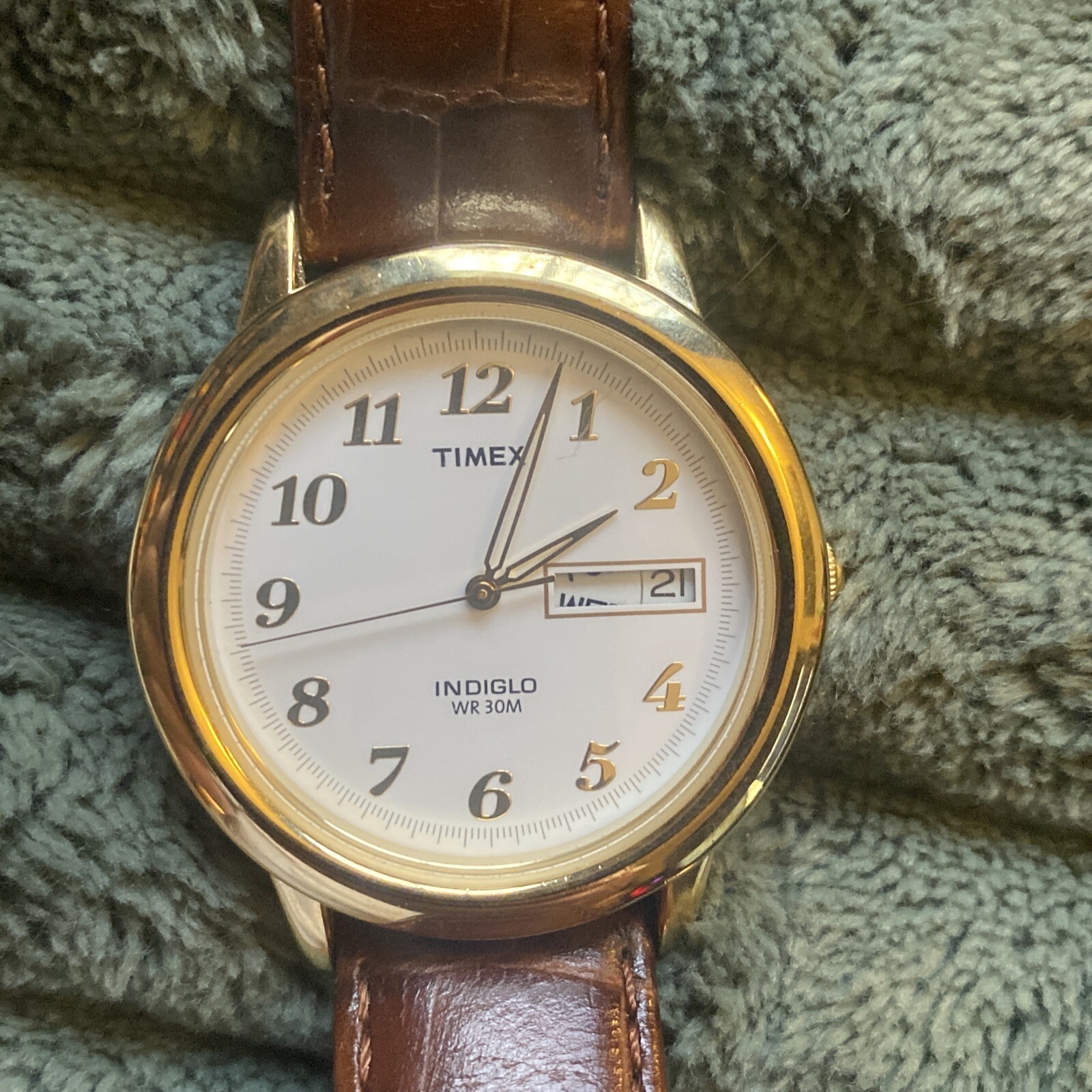 Timex Indiglo Watch / Brown Strap / Needs New Battery