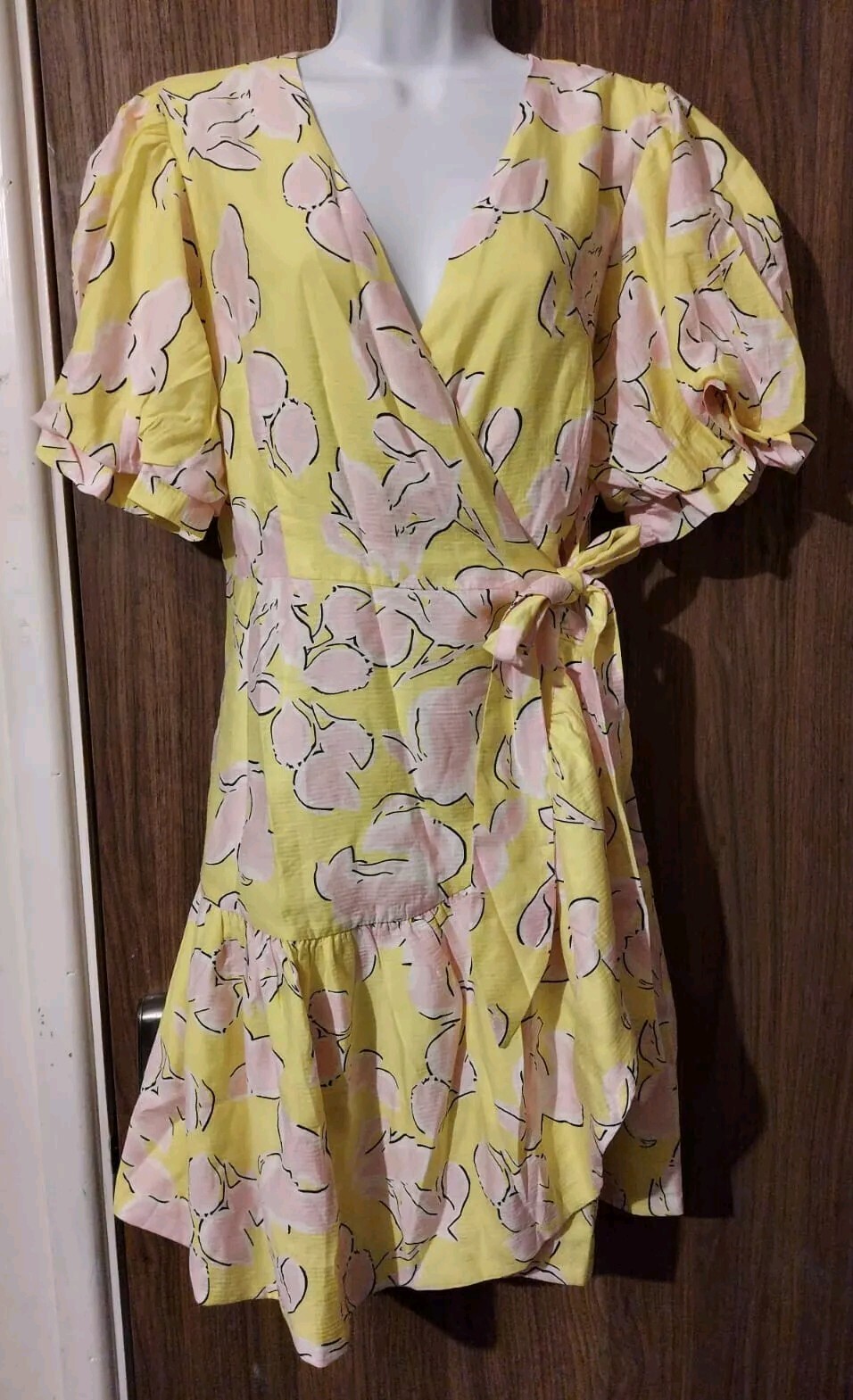 Picture 1 of 10