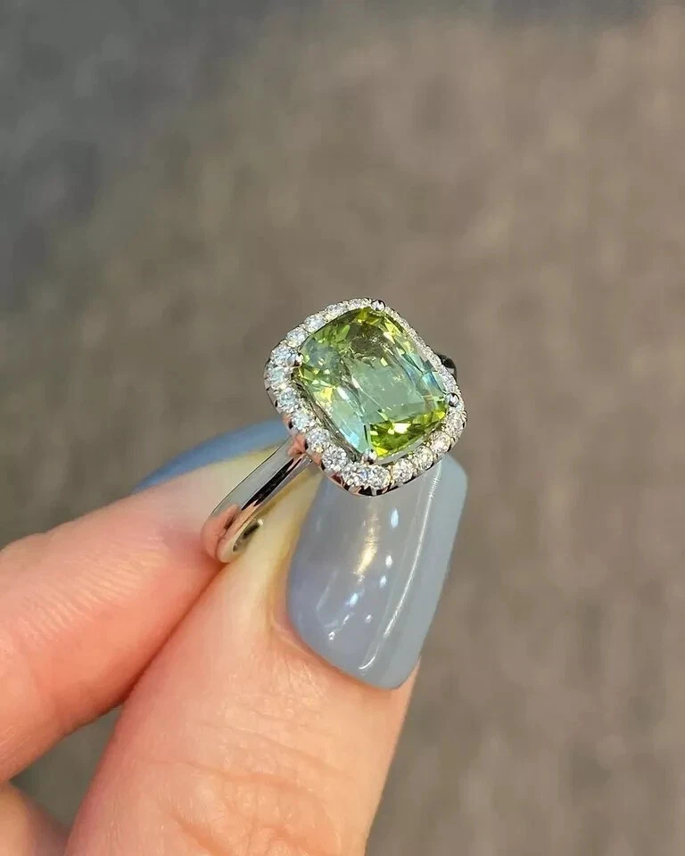 950 Platinum 2.60 Ct Cushion Natural Green Tourmaline & Diamond Wedding Rings - Image 2 of 4