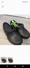Crocs Slip Resistant Shoes Nurse Shoes, Chef Shoes, Work Shoes Size 6 For Women