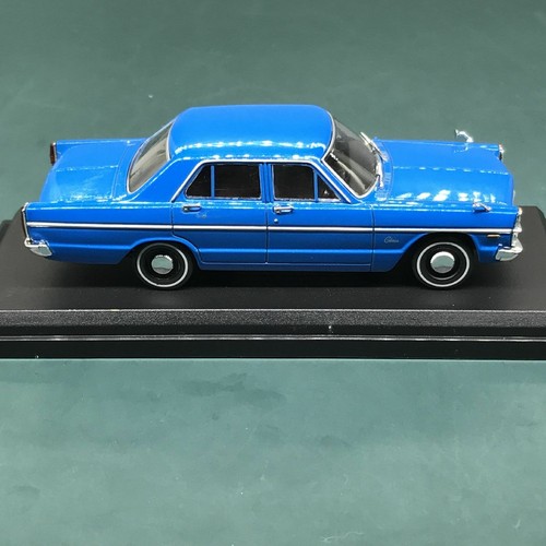 Mini Car Nissan Gloria 1967 1/43 Scale Box Display Diecast vol 17 - Picture 9 of 12