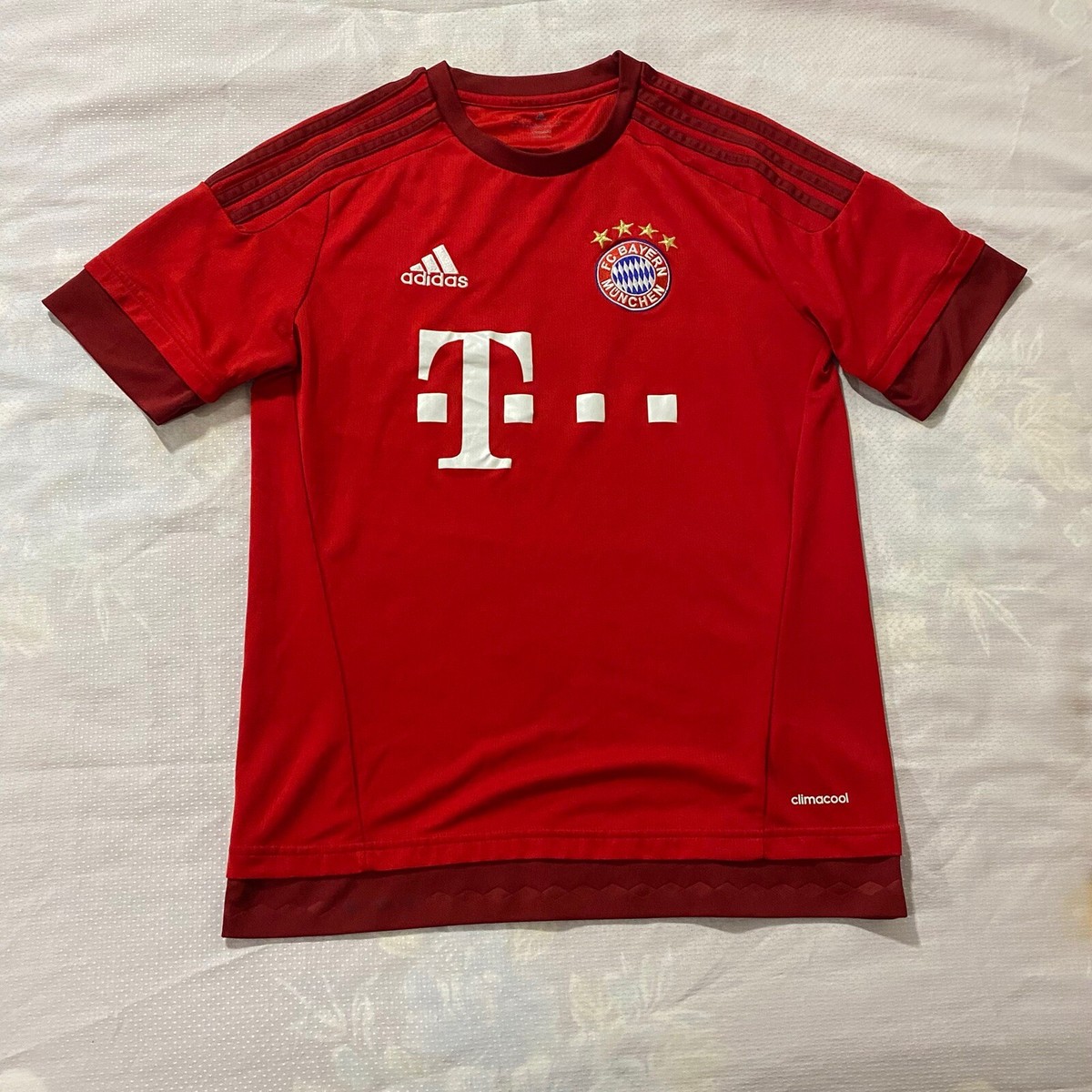 FC Bayern München 赤 シャツ Bayern Munich Robben Adidas FC 2015/16