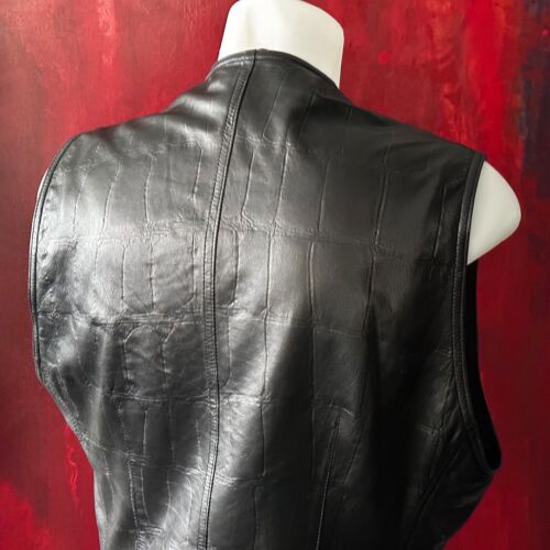 GIANNI VERSACE Black Alligator Embossed Leather Vest size 54, from S/S 1996 - Picture 12 of 15