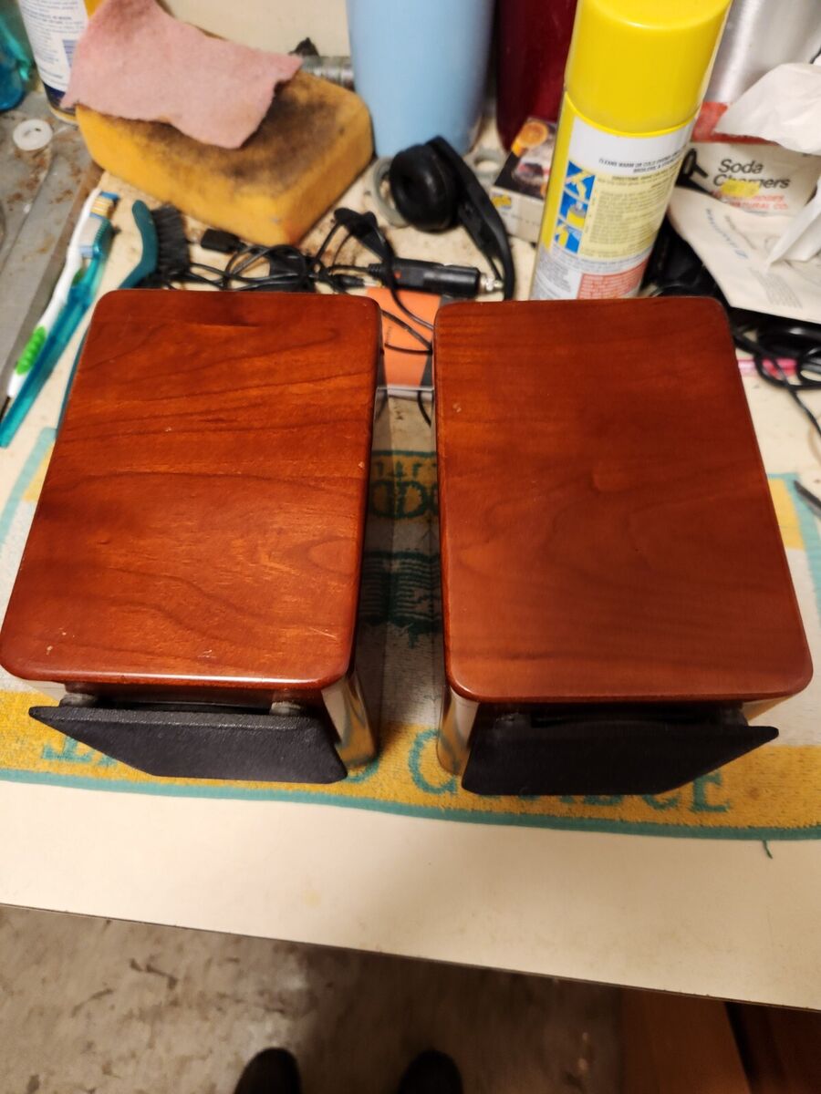 Cherry Wood Mini Bookshelf Speakers, JVC # SP-UX2000RGD Cherry Wood Mini Bookshelf Speakers, JVC # SP-UX2000RGD