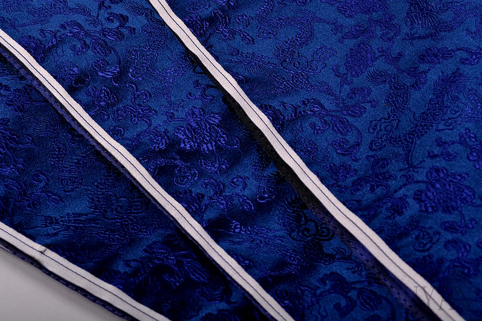 28 Inch Wide Chinese Style Retro Oriental Silk Brocade Jacquard Fabric Cheongsam - Image 4 of 4