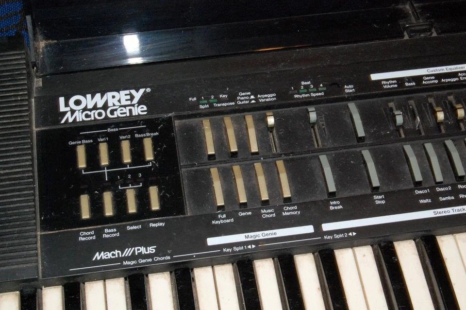 Lowrey Micro Genie V-120/V120 Cuerda Sintetizador Teclado Analógico Batería Foto 2 de 4