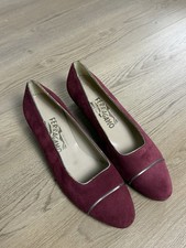 Vintage Salvatore Ferragamo Burgundy Suede Low Heel Pumps Shoes Women s 8B Italy