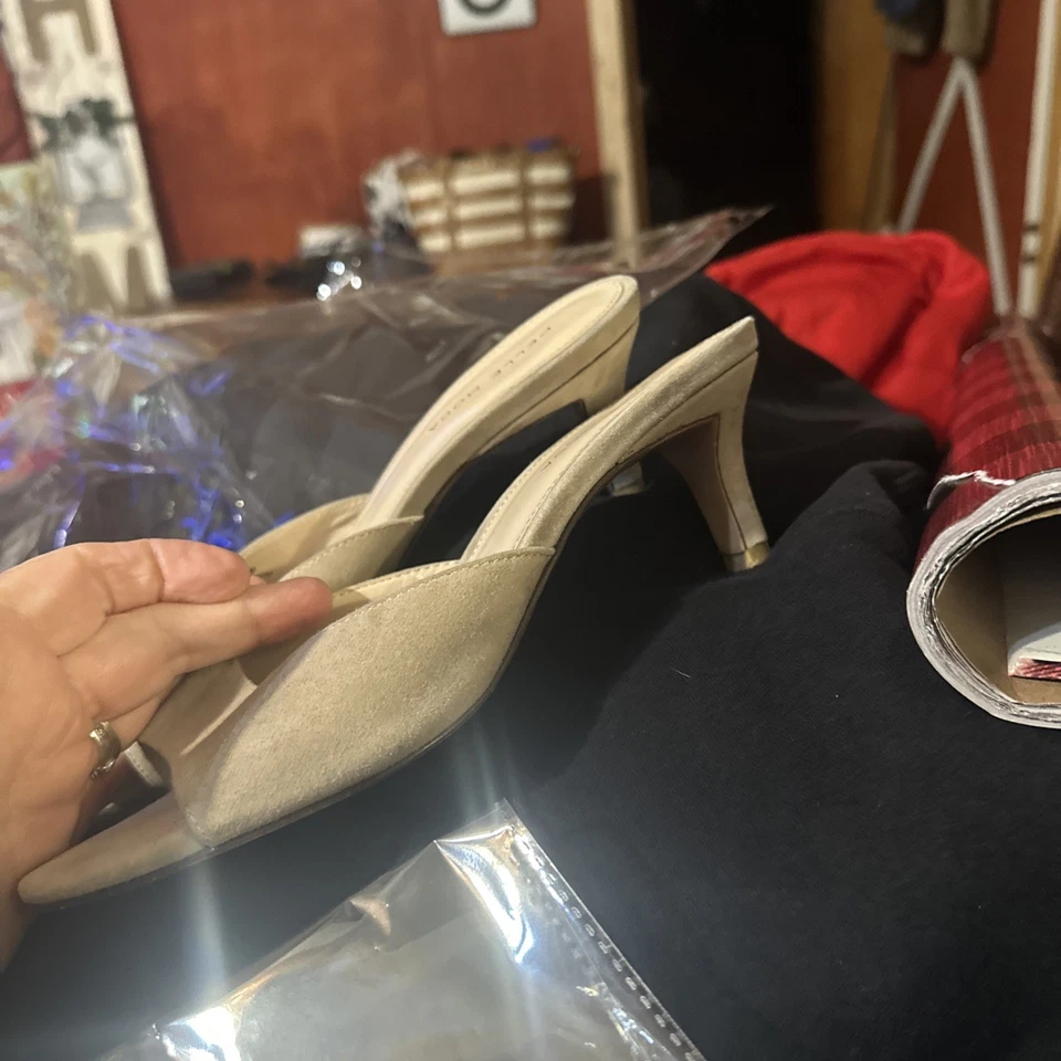 Sandália Pelle Moda bege camurça couro 2” salto bomba 7M - Imagem 3 de 4