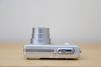 Casio EXILIM ZOOM EX-Z40 4.0MP Digital Camera - Silver (EXZ40S