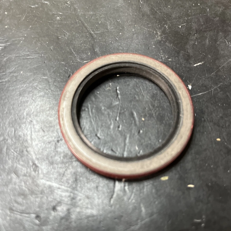 🔥1213N Se adapta a 70-04 05 Asuna Chevy Ford Mazda Mercury Caja de transferencia Sello de salida Foto 2 de 3