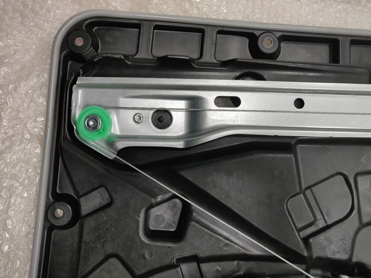 Window Regulator - Mercedes-Benz (447-720-40-00), A4477204000 OEM 