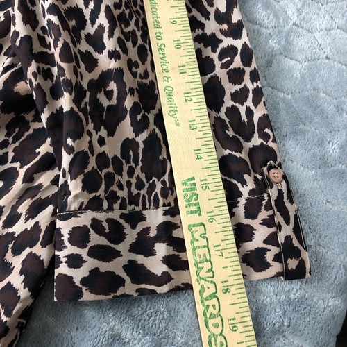 Catherine’s animal print blouse Top Womens 1X Brown Button-down V-neck - Picture 6 of 12