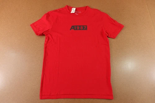 Aeropostale Mens Size XS Red Short Sleeve A1987 Box Graphic Crew Neck Tee NWT