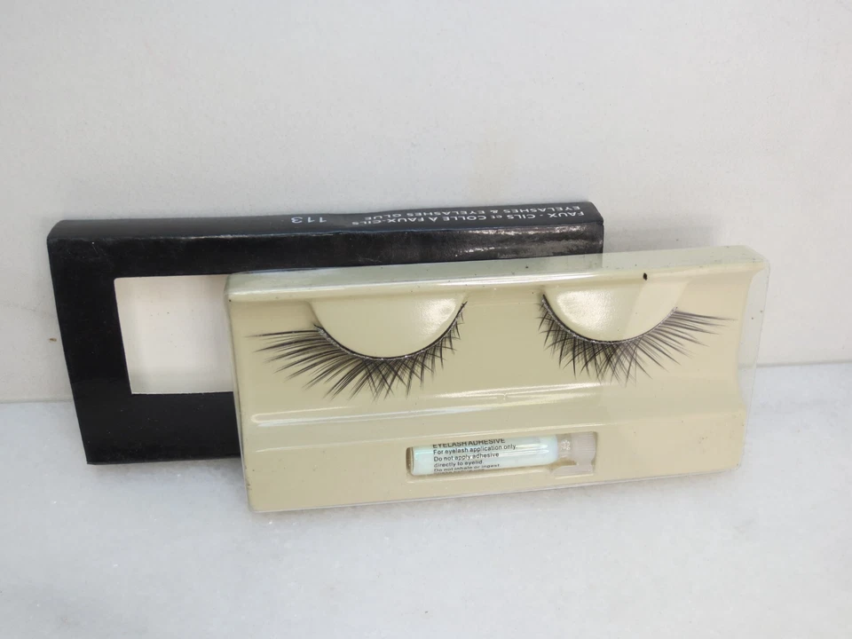 MAKE UP FOR EVER PROFESSIONALS EYELASHES & EYELASHES GLUE 113 NWOB LOT OF 3 - Image 3 of 4