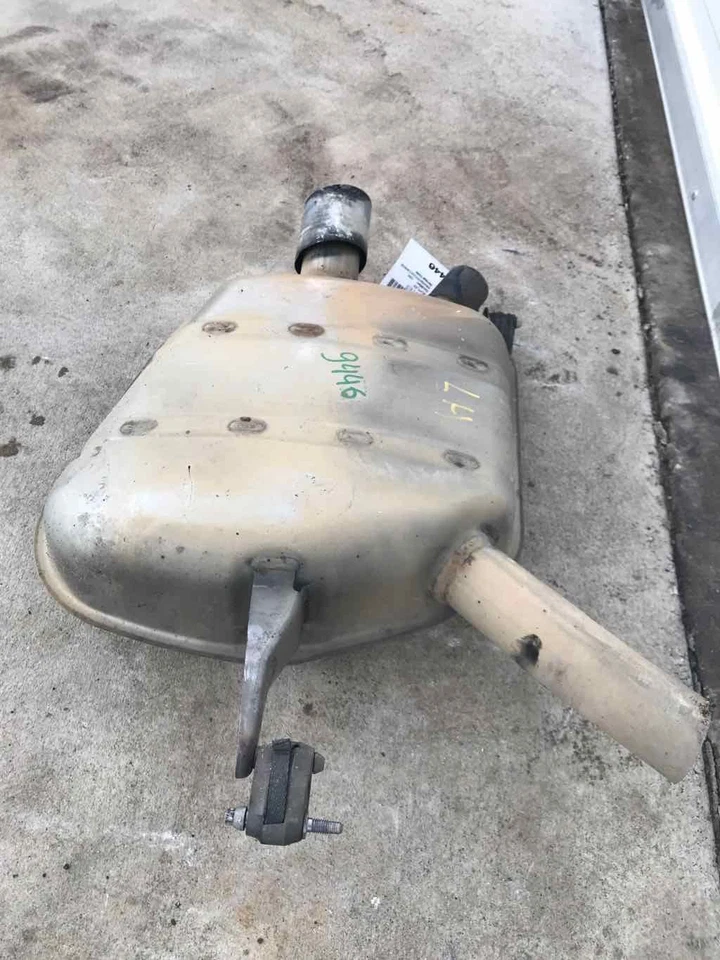 Оригинальный задний глушитель выхлопной системы водителя BMW 3.0T LH 18307646928 подходит для BMW 535I 2011-2016 - Изображение 2 из 4