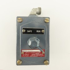 Allen Bradley 800H-R2HA7 600V 2 Way Selector Switch Hazardous Location HAZLOC