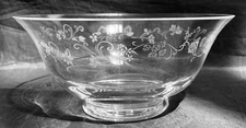 Tiffany and Co Crystal 8 1/4" Round Etched Floral Bowl 2008 EXCELLENT!