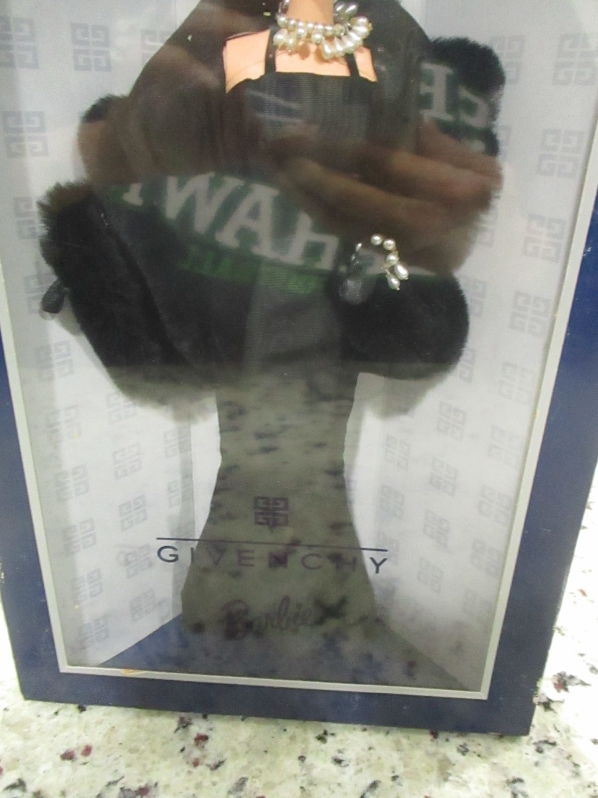 Givenchy Limited Edition Barbie Doll 1999 Mattel #24635 NIB NRFB thumbnail 3