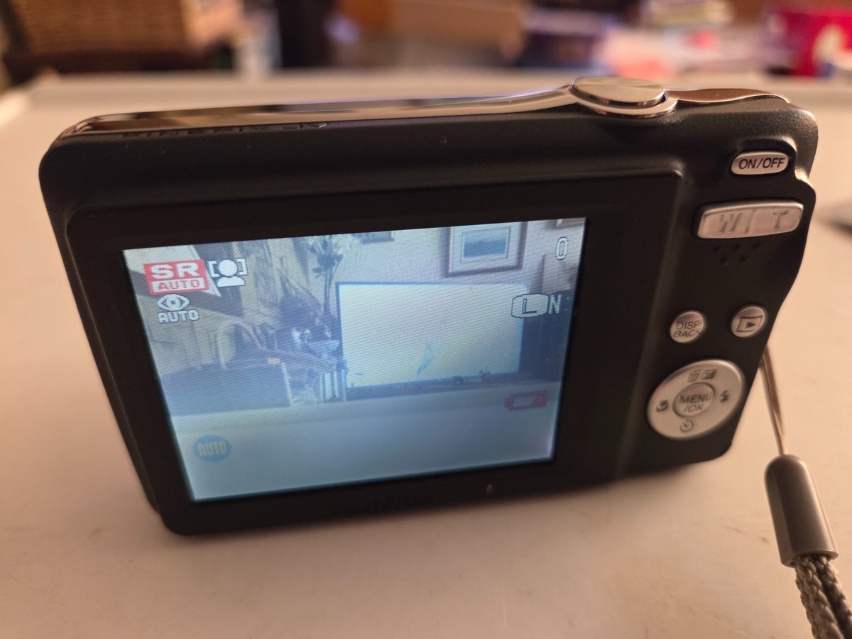 Fujifilm FinePix JV Series JV500 14.0MP Digital Camera - Black for